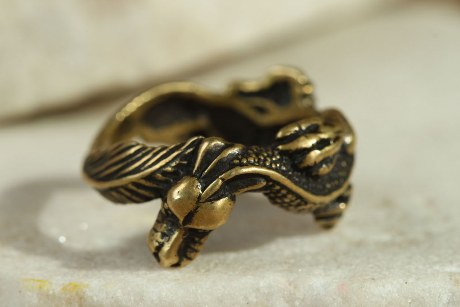 Anel de bronze feito à mão Pequeno dragão foto 2