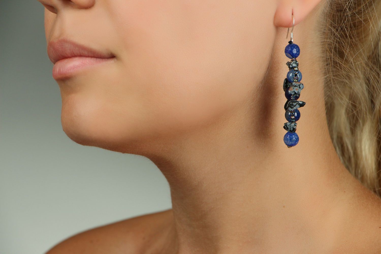 Long earrings made ​​of lapis lazuli photo 4