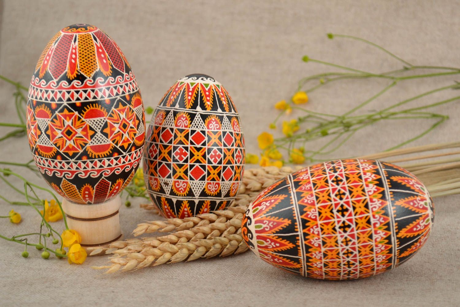 Unusual beautiful handmade painted Easter eggs set 3 pieces home charm photo 1