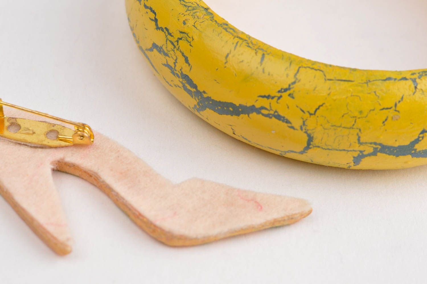 Broche de arcilla polimérica pulsera de madera accesorios artesanales amarillos foto 5