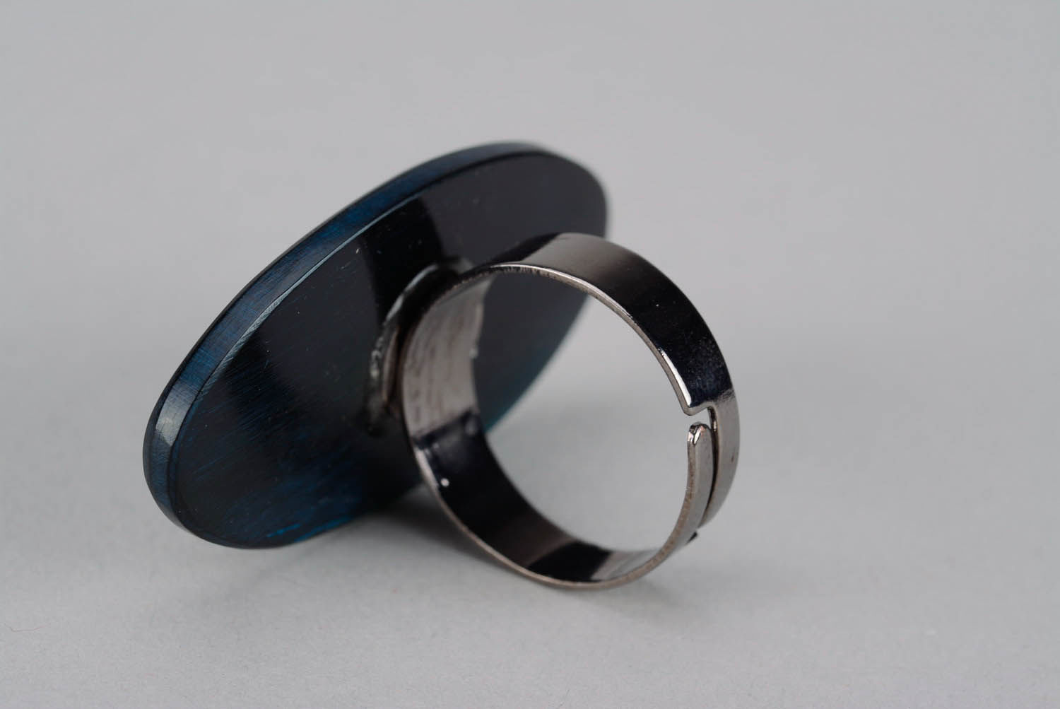 Ring made ​​of natural horn photo 5