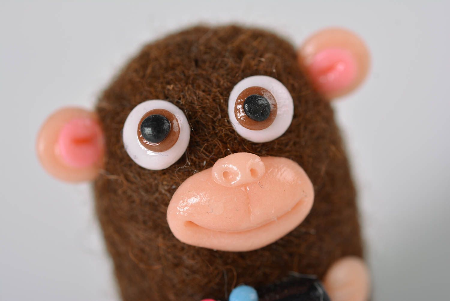 Игрушка из шерсти ручной работы обезьяна фигурка из пластики валяная игрушка фото 2