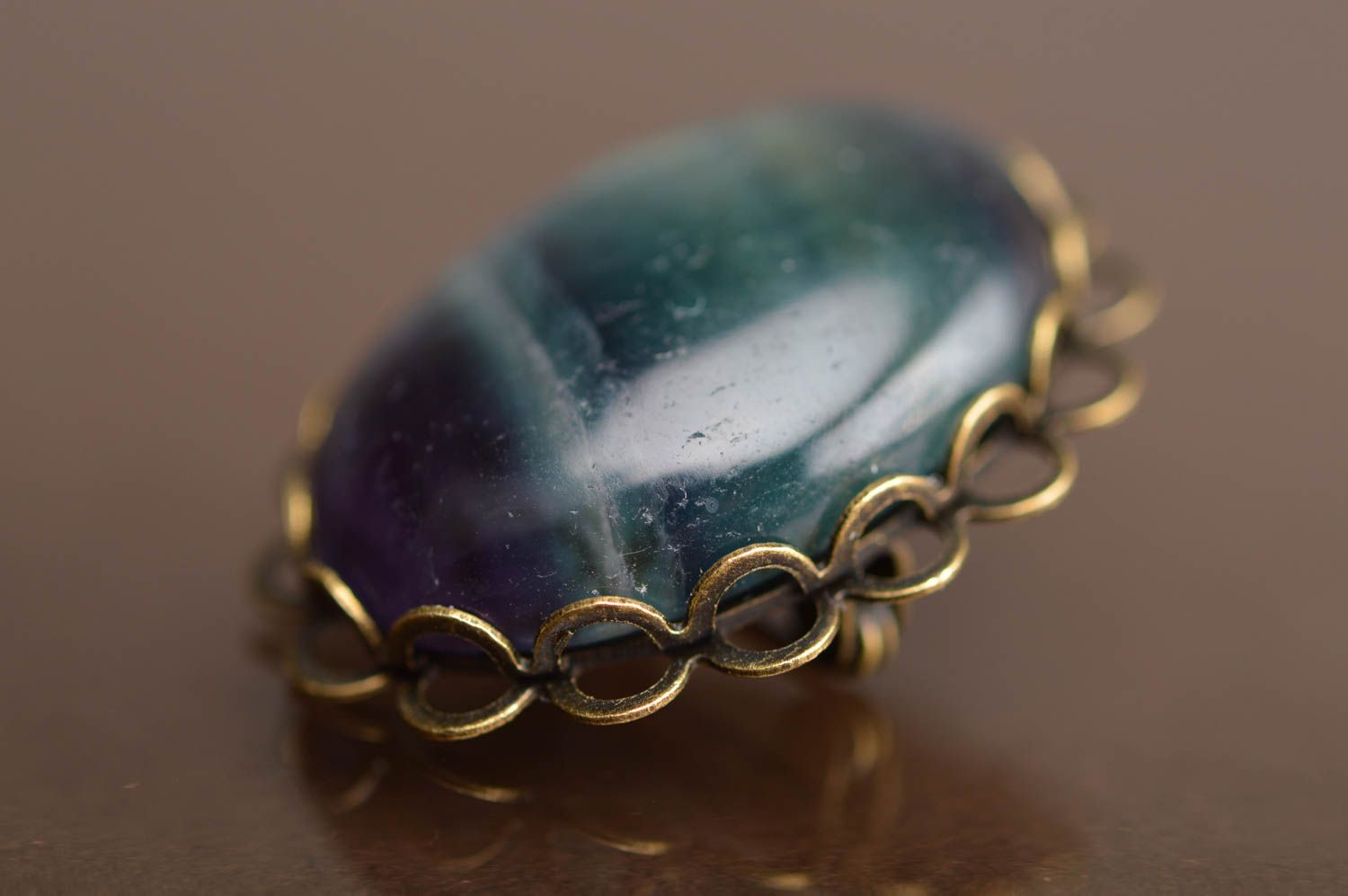 Broche ovalado artesanal de piedra natural de color azul original hermoso foto 4