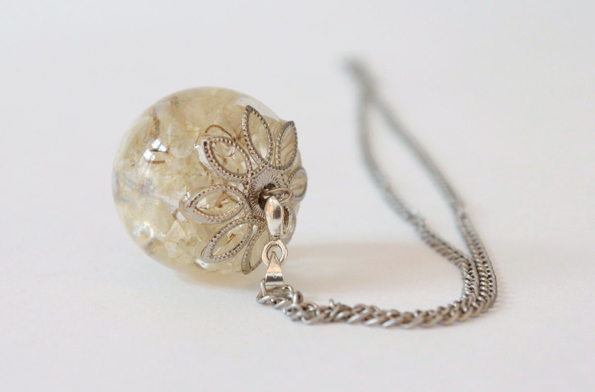 Pendant with lily of the valley photo 3
