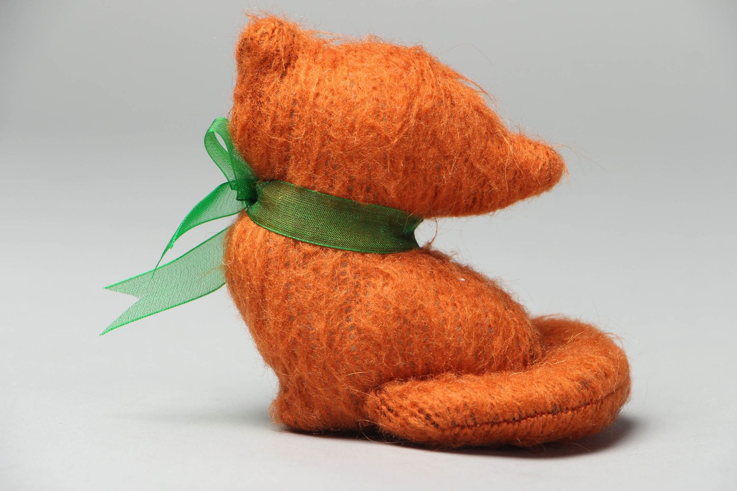 Soft felt toy in the shape of cat photo 3