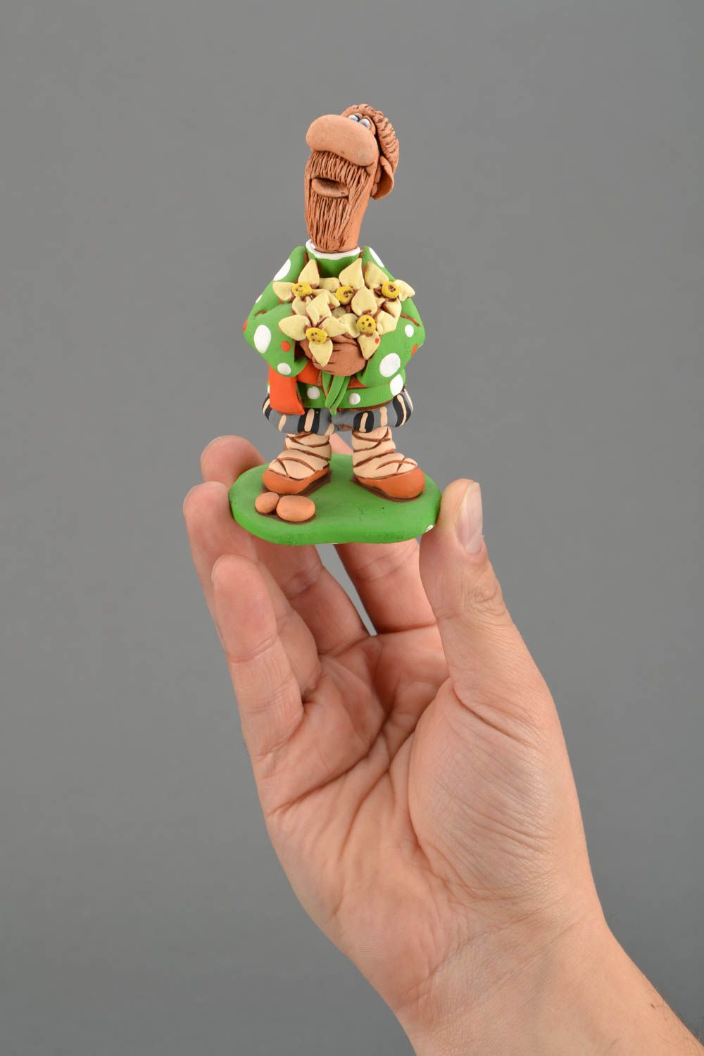 Ceramic figurine Cossack with Flowers photo 2
