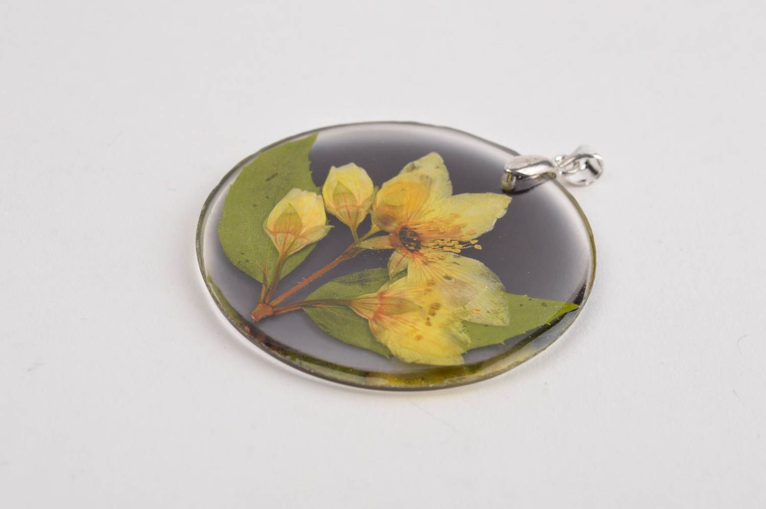 Beautiful handmade botanical pendant cool jewelry designs fashion tips photo 4