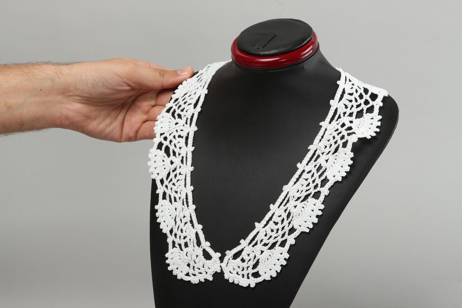Handmade Damen Kragen Halsschmuck für Damen Accessoire für Frauen gehäkelt ajour  foto 5