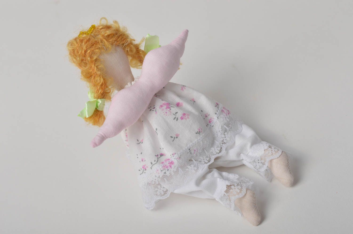 Bambola in stoffa fatta a mano pupazzo di pezza per interni giocattolo ecologico foto 4