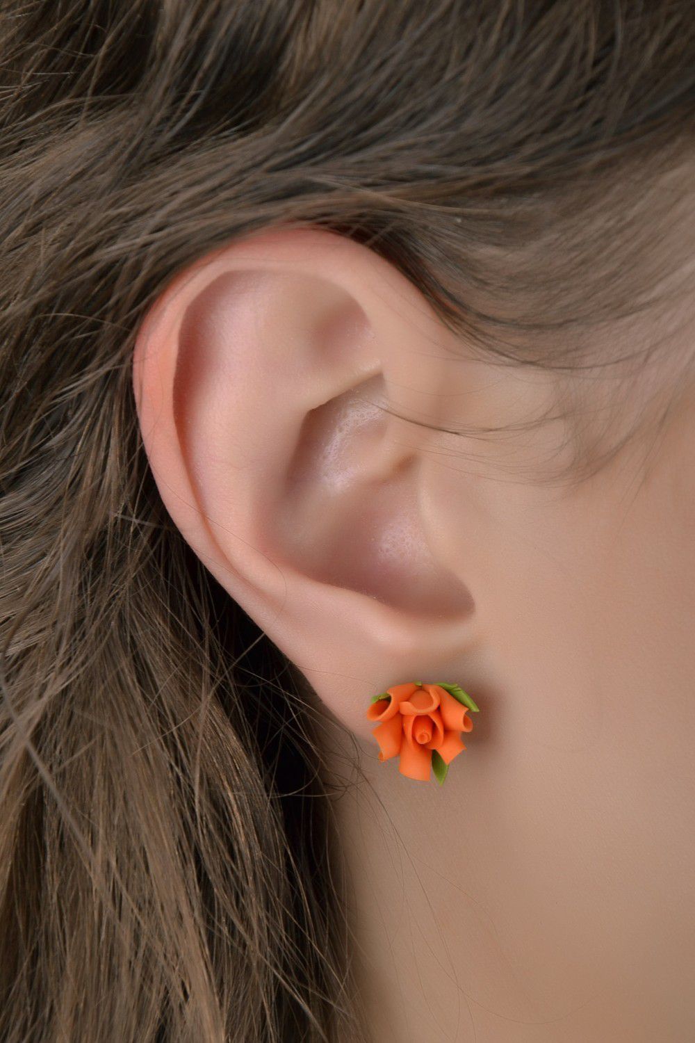 Boucles d'oreilles puces en pâte polymère Rose orange photo 4