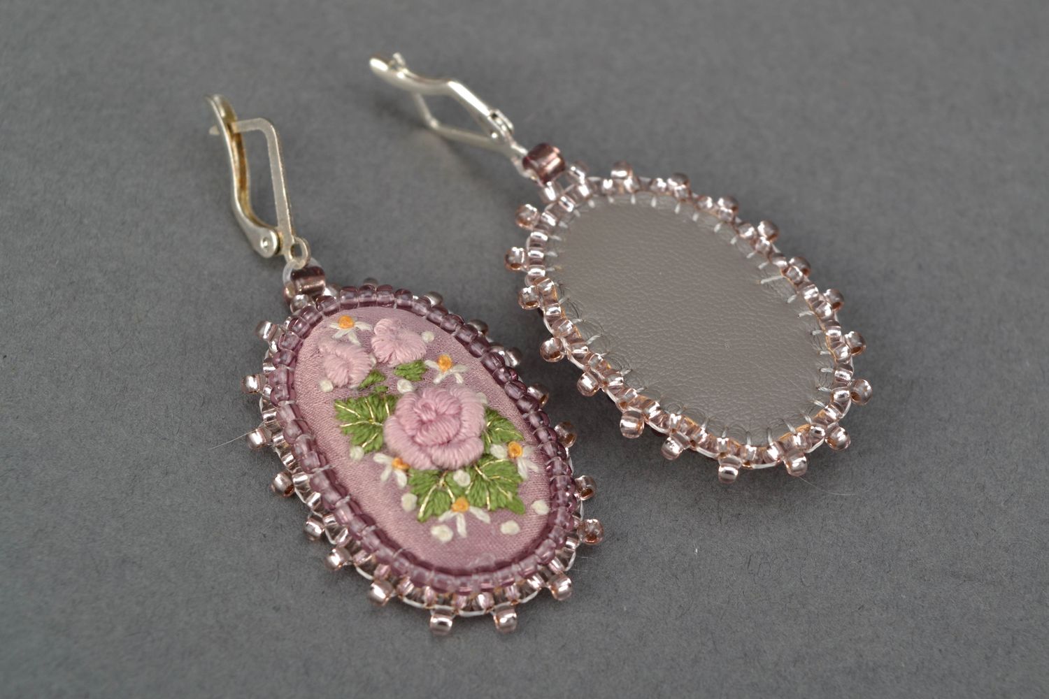 Vintage earrings with satin stitch embroidery photo 3