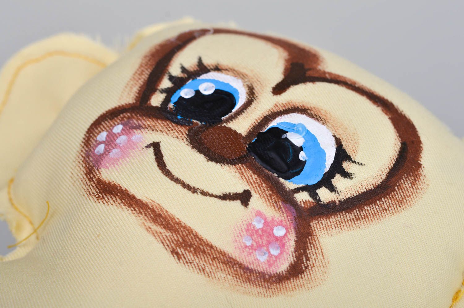 Игрушка обезьянка в юбочке игрушка ручной работы декор для детской симпатичный фото 5