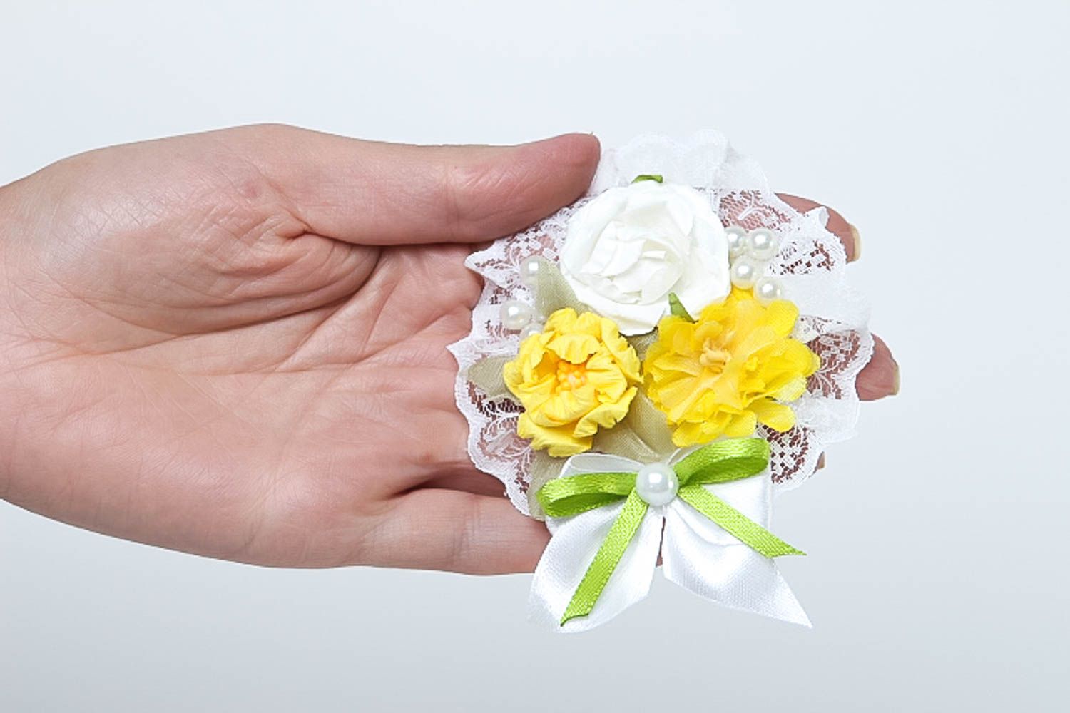 Ramillete de flores hecho a mano adorno para boda flores decorativas amarillos foto 5
