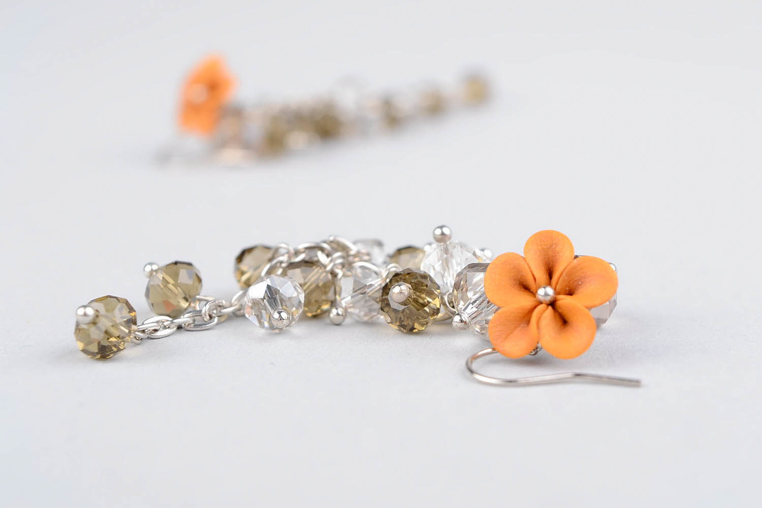 Hanging earrings Grey bunch with flower photo 4