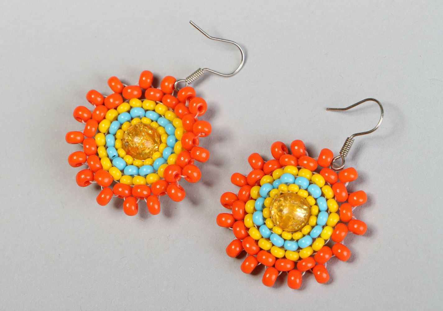 Round earrings made of beads photo 2
