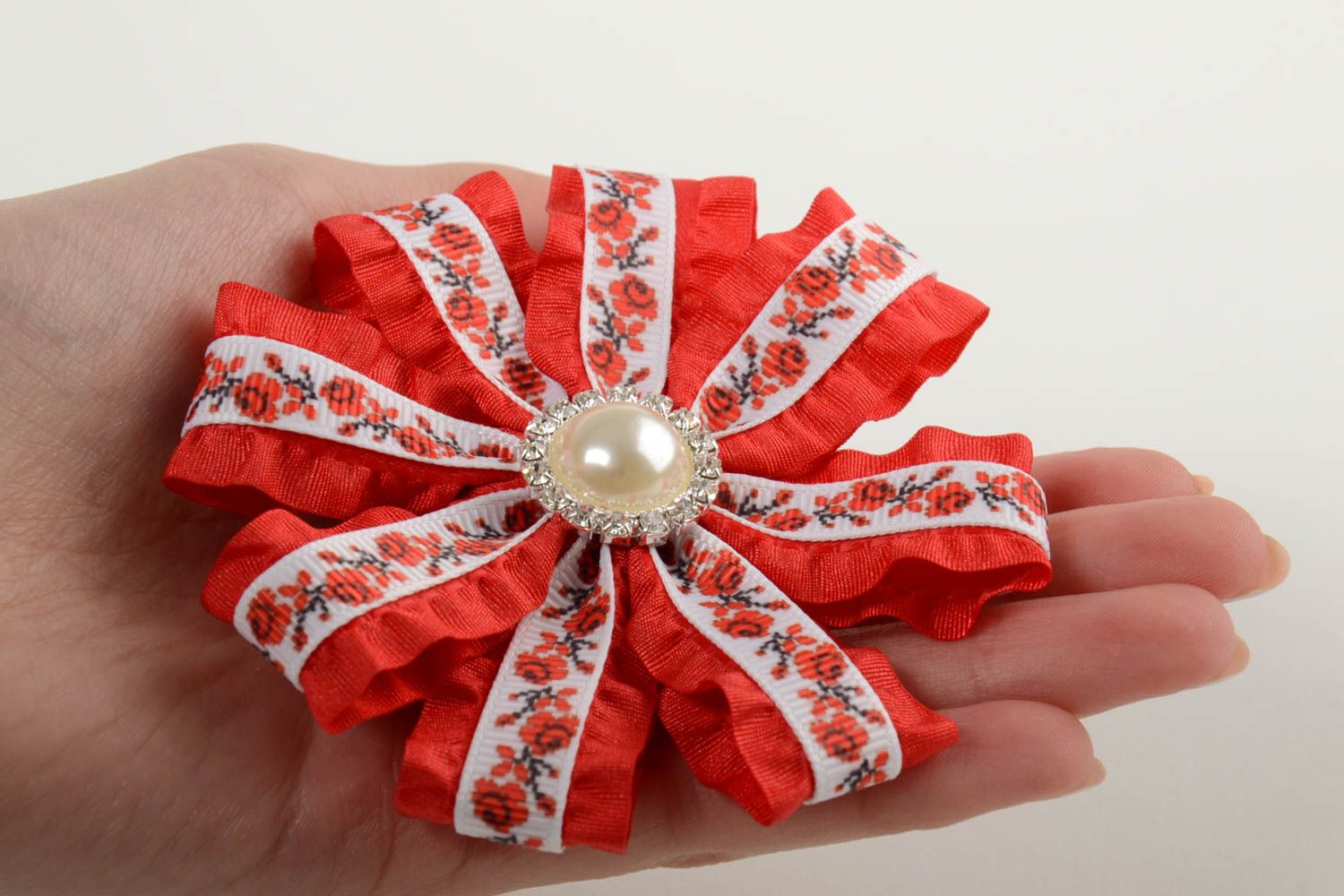 Red handmade scrunchy made of rep and satin ribbons handmade barrette for girl photo 5