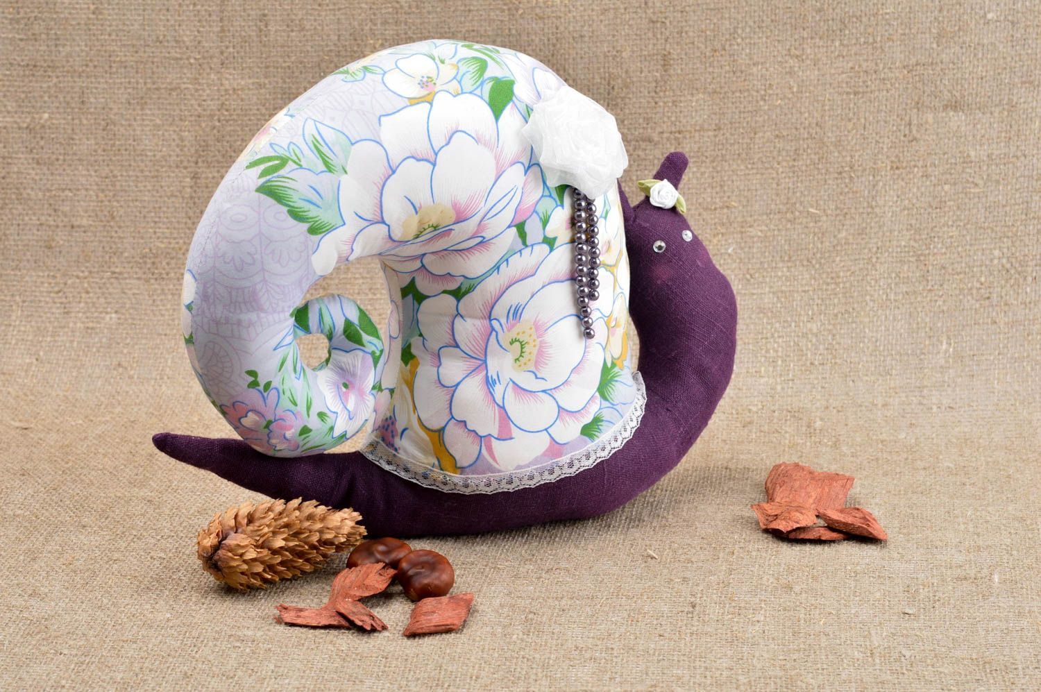 Juguete artesanal caracol lila con flores peluche original regalo para niños foto 1