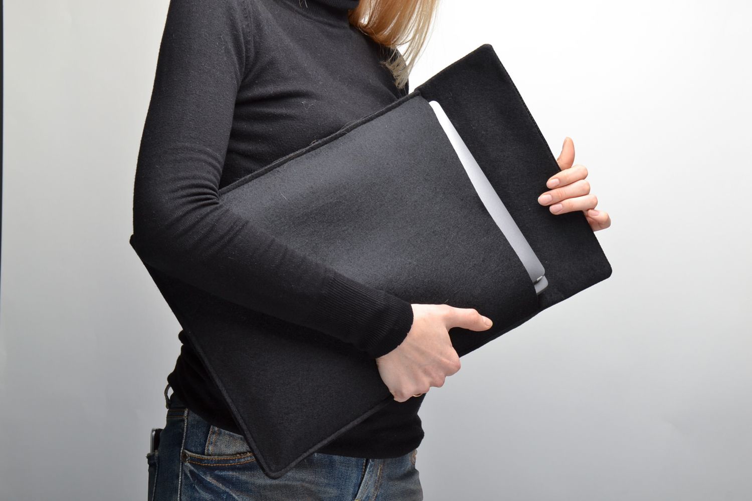 Handmade black tablet case photo 1