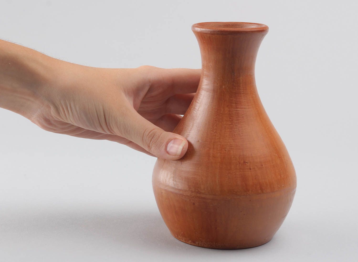 Braune keramische Vase foto 2