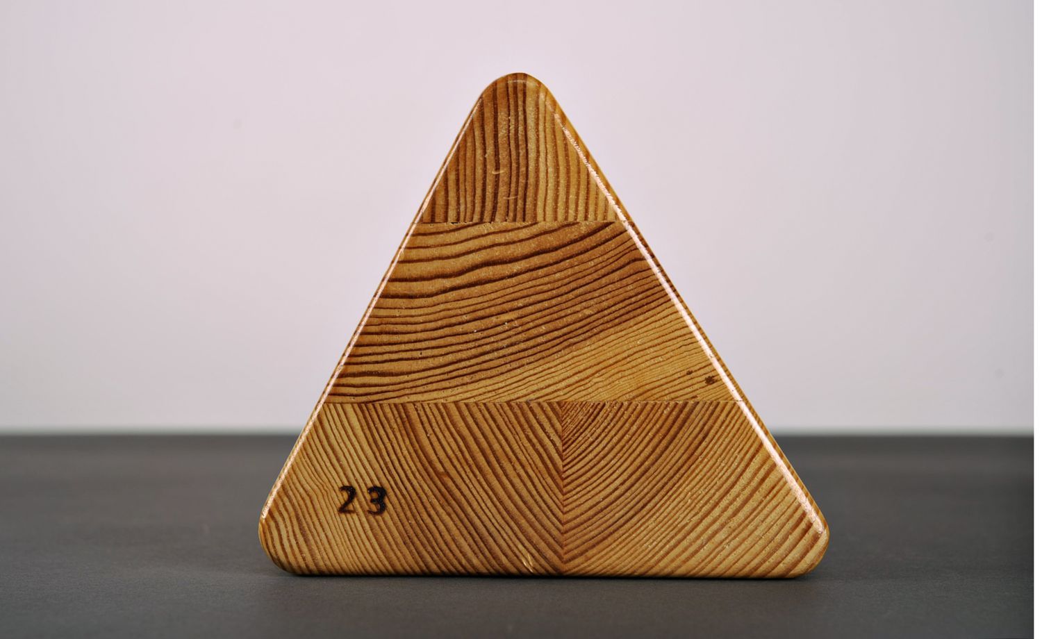 Специальный треугольный блок для йоги фото 4