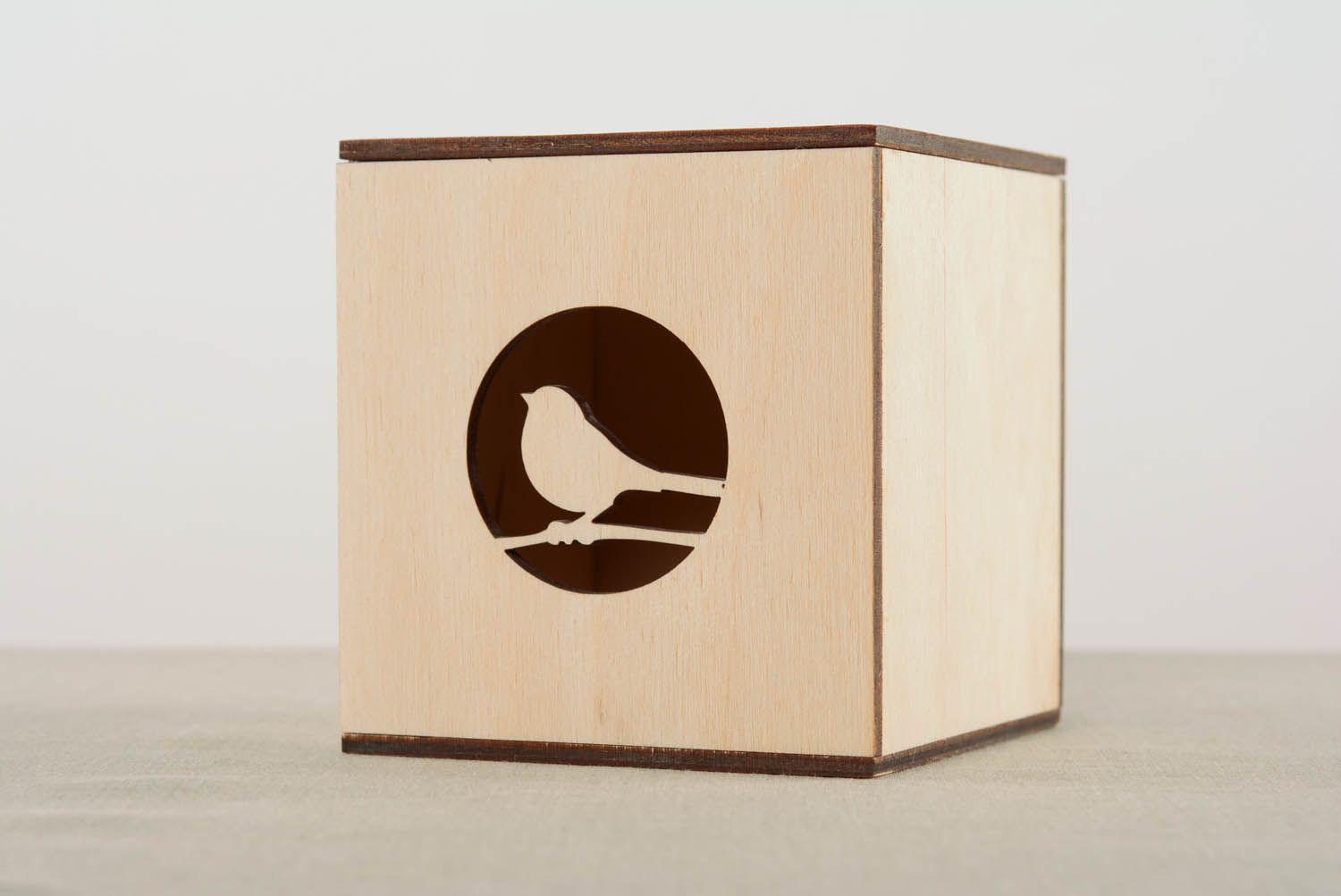 Boîte en bois brut Coffret à bijoux avec oiseau  photo 5