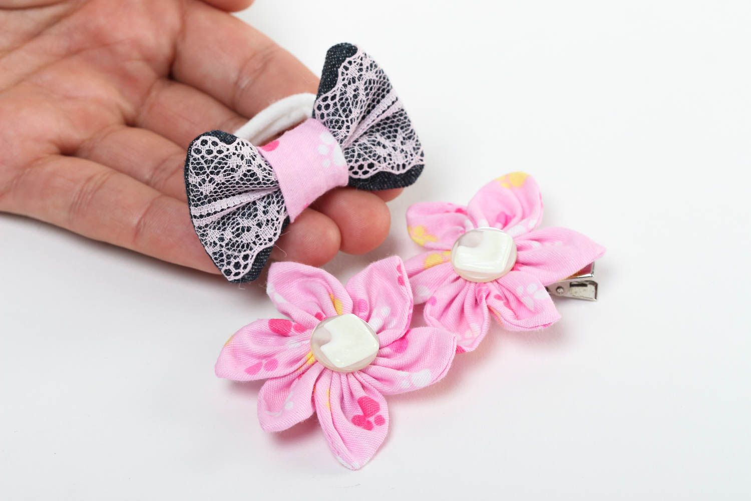 Beautiful handmade flower scrunchie 2 hair clips hair accessories for girls photo 5