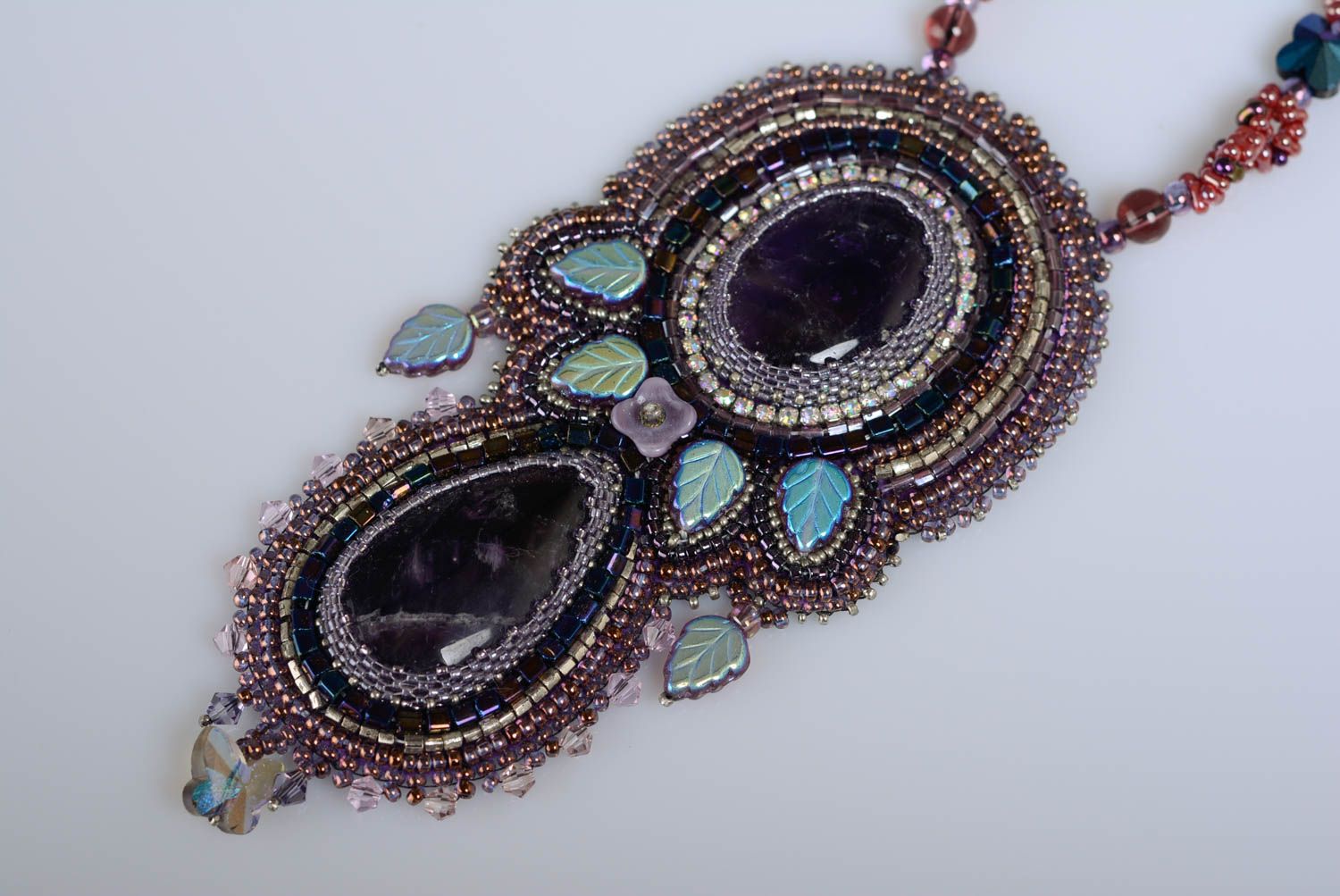 Handmade designer violet bead embroidered pendant necklace with natural amethyst photo 2