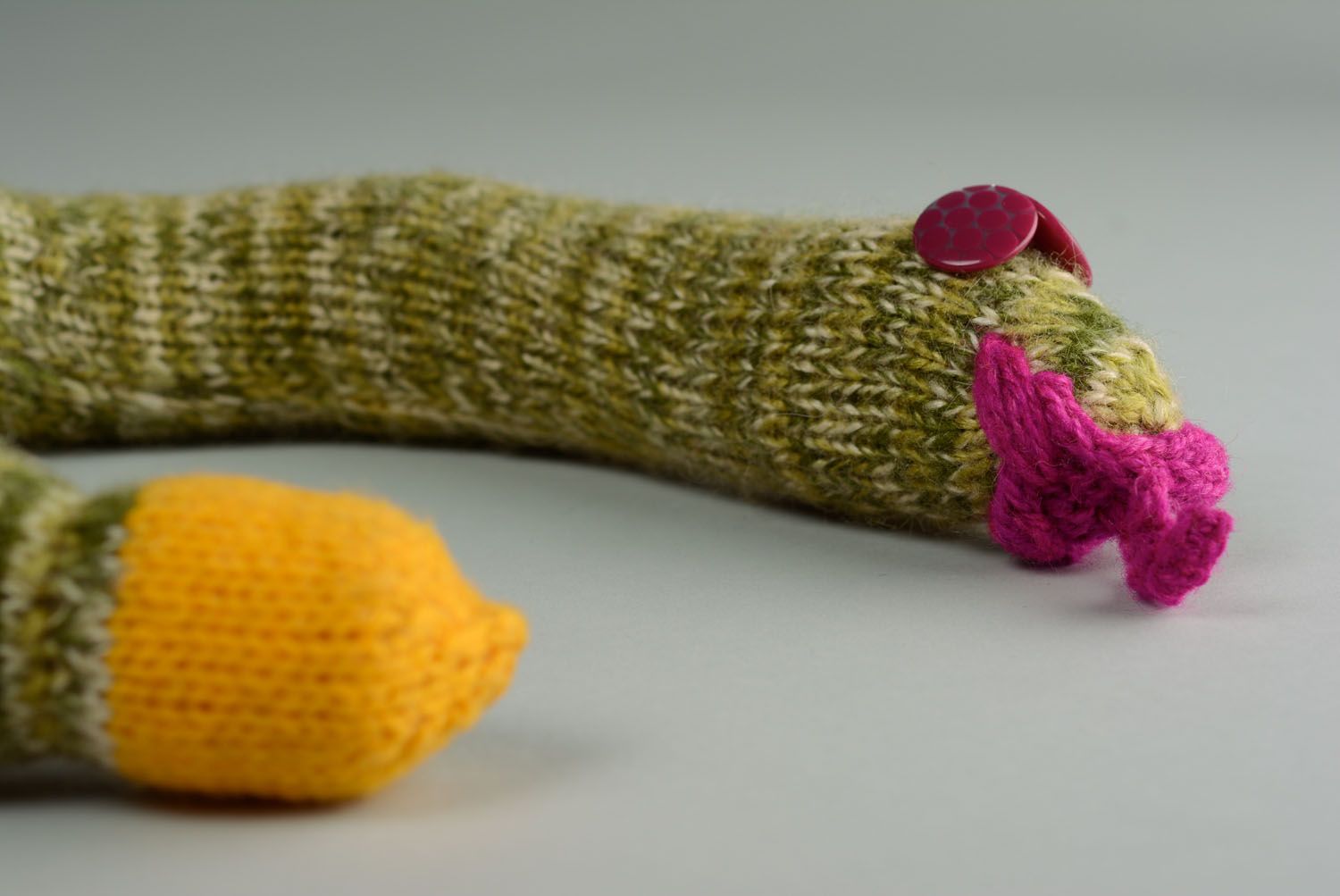 Jouet mou tricoté fait main Serpent photo 5