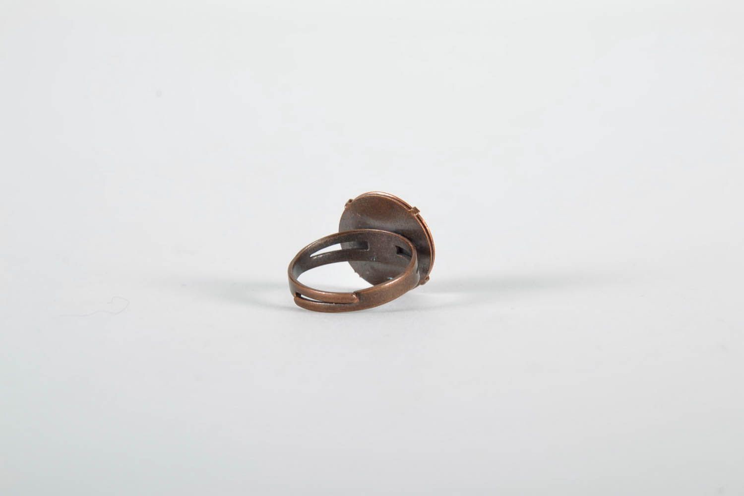 Schöner Ring aus Kupfer foto 4