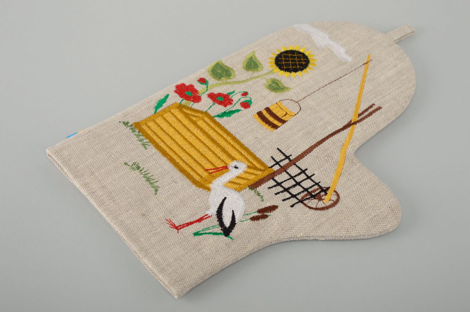 Oven mitt with rural motives photo 1