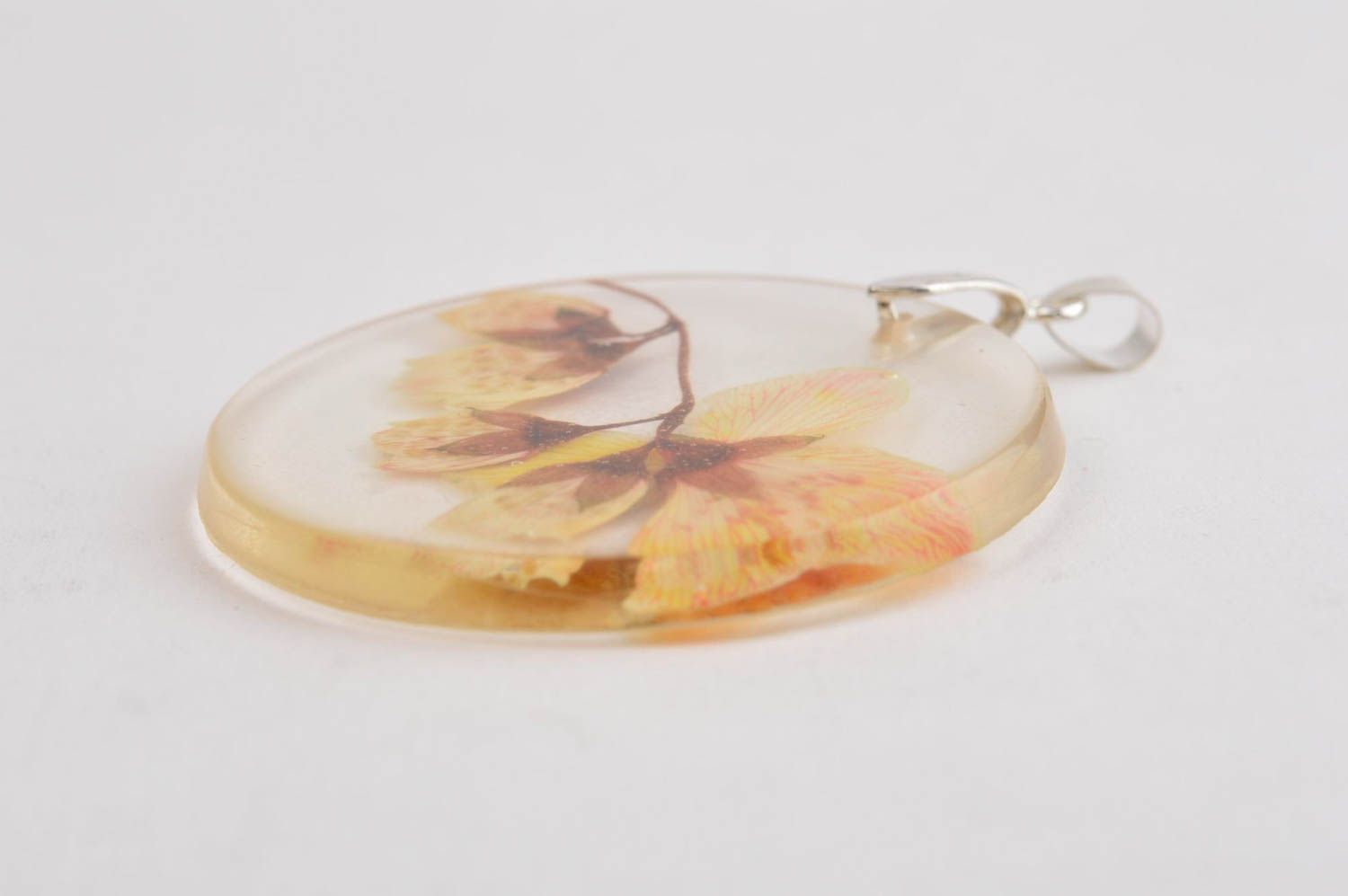 Round handmade botanical pendant flower pendant fashion tips for girls photo 3