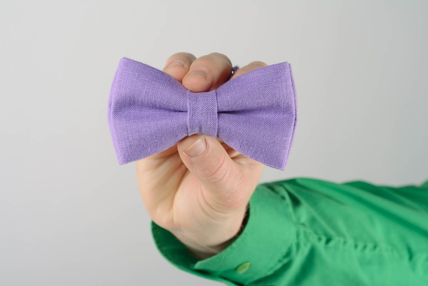 Violet bow tie photo 5