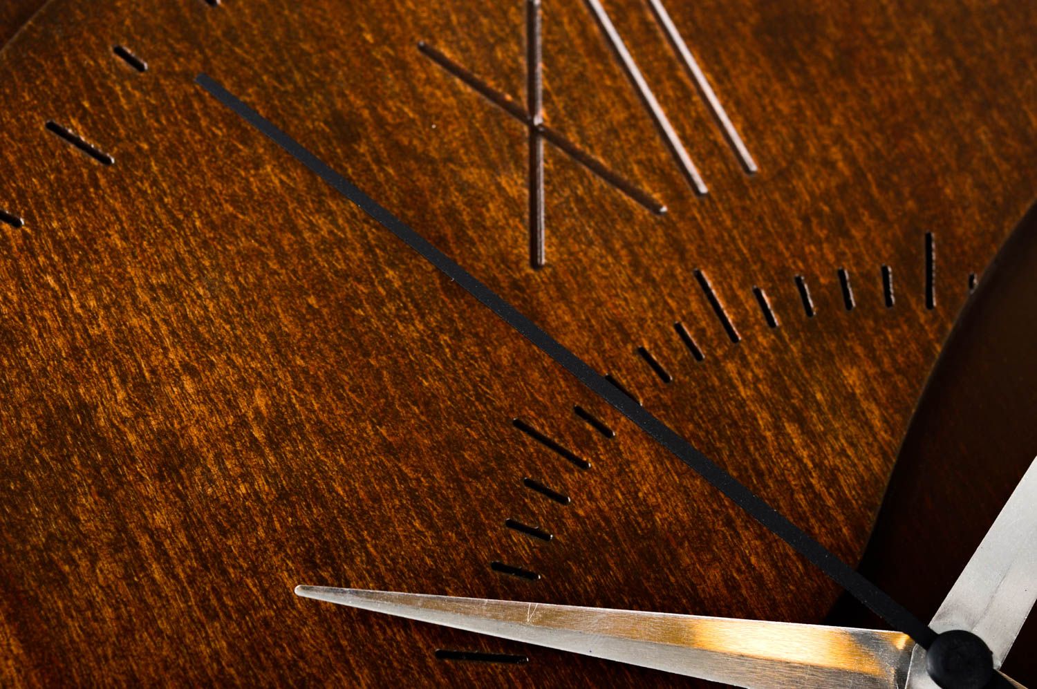 Настенные часы ручной работы необычные часы декор для дома стильный авторский фото 4