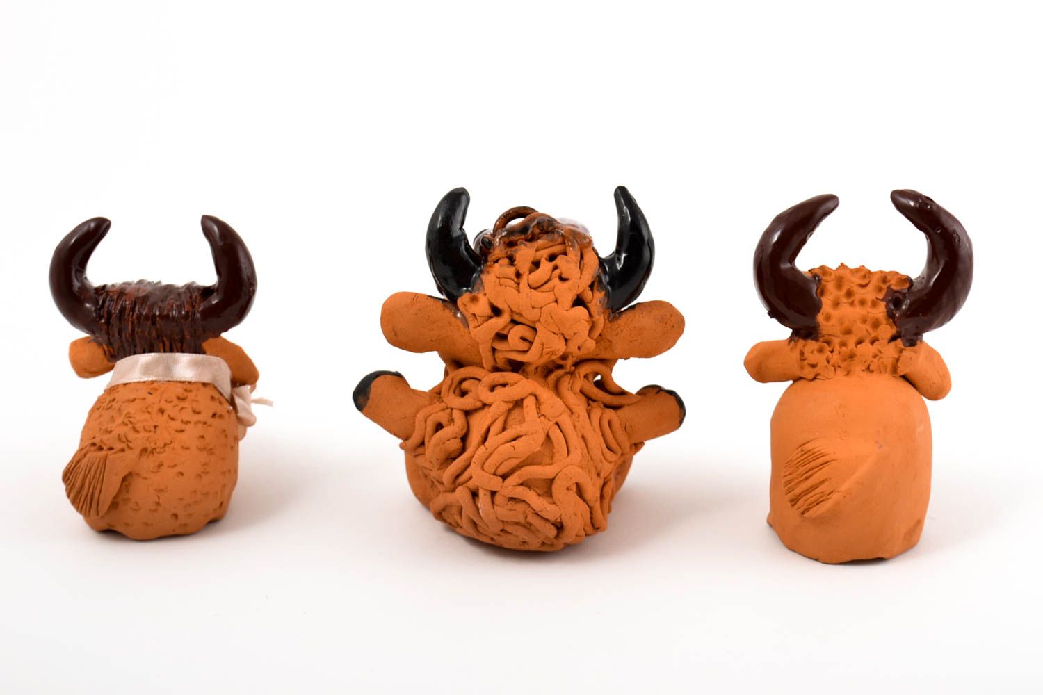 Animaletti in ceramica fatti a mano set di tre figurine souvenir in terracotta foto 2