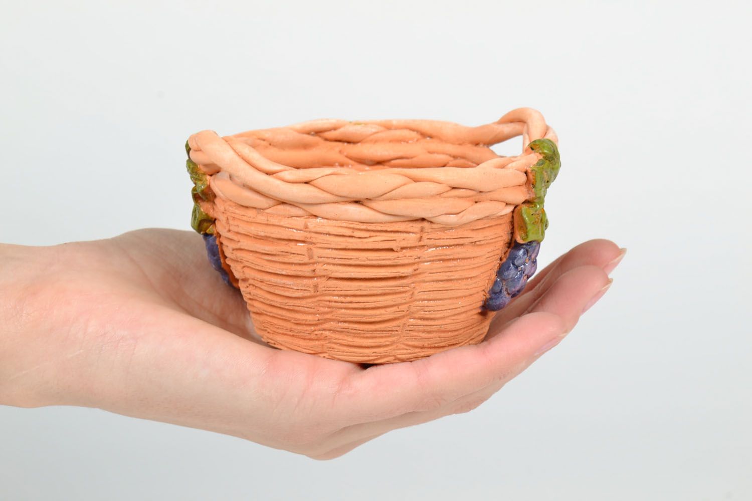 Cuenco de cerámica en forma de cesta foto 5
