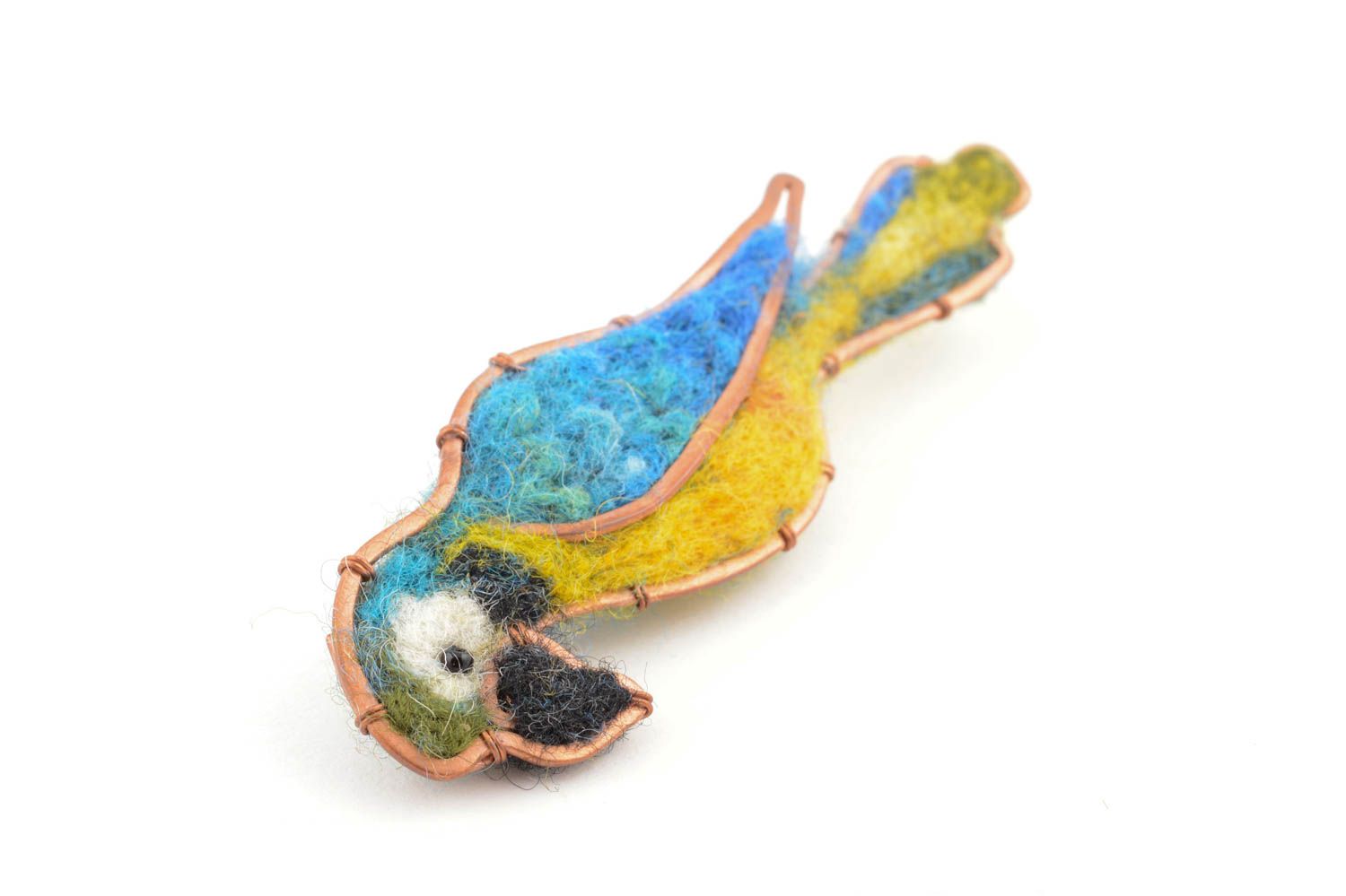 Handmade brooch bird brooch woolen brooch copper brooch design brooch macaw  photo 3