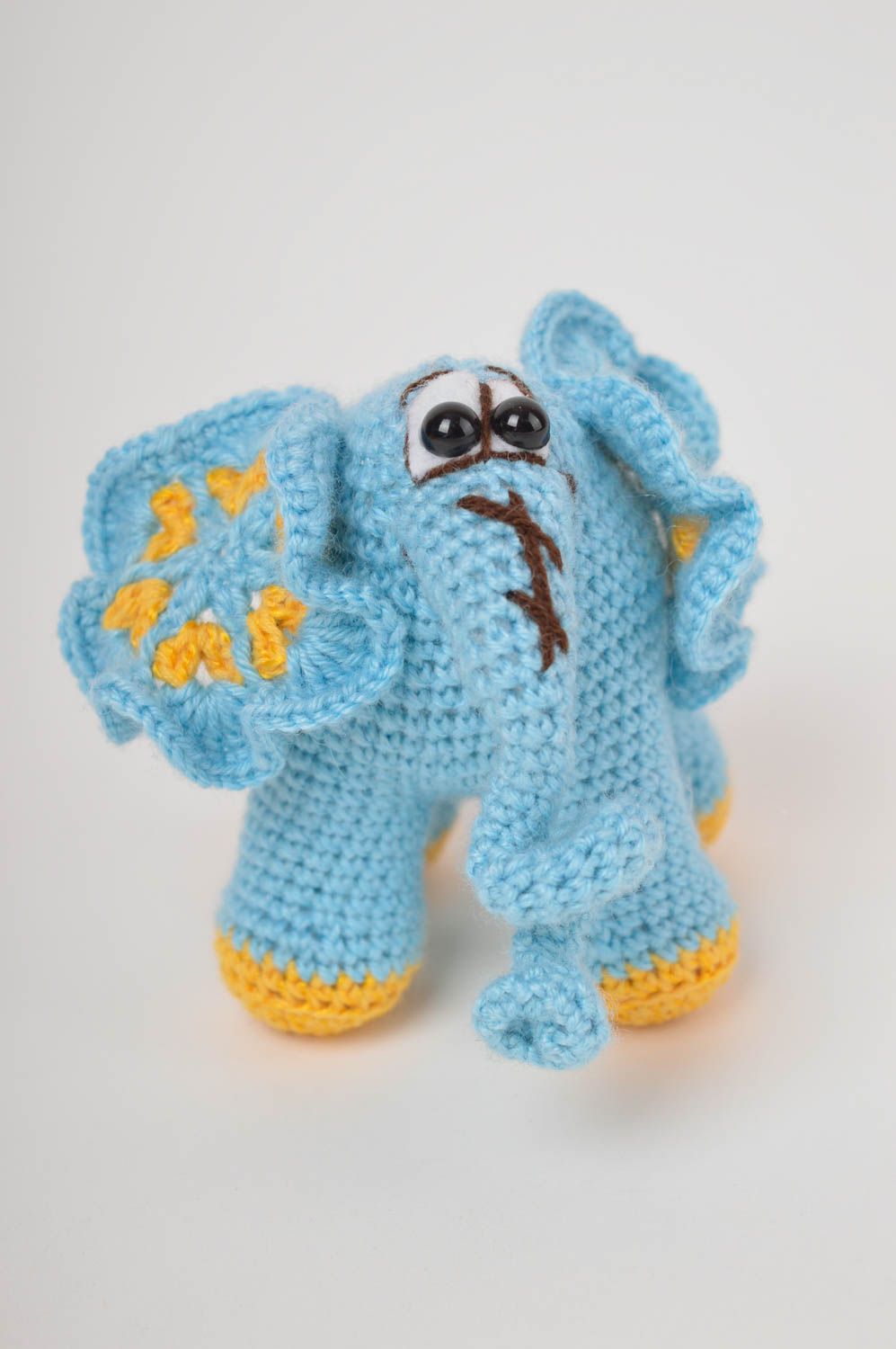 Jouet éléphant bleu clair Peluche faite main tricotée Cadeau pour enfant photo 4