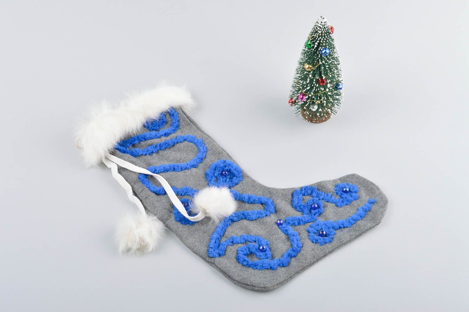 Chaussette Noël faite main Déco Noël fourrure bleu design Déco à suspendre photo 2