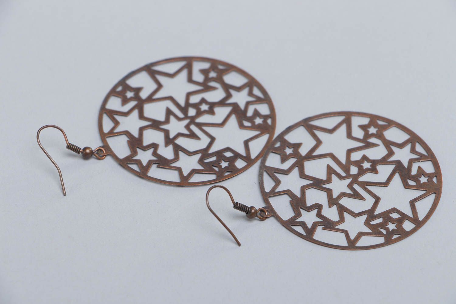 Beautiful handmade long metal lace earrings with stars photo 4