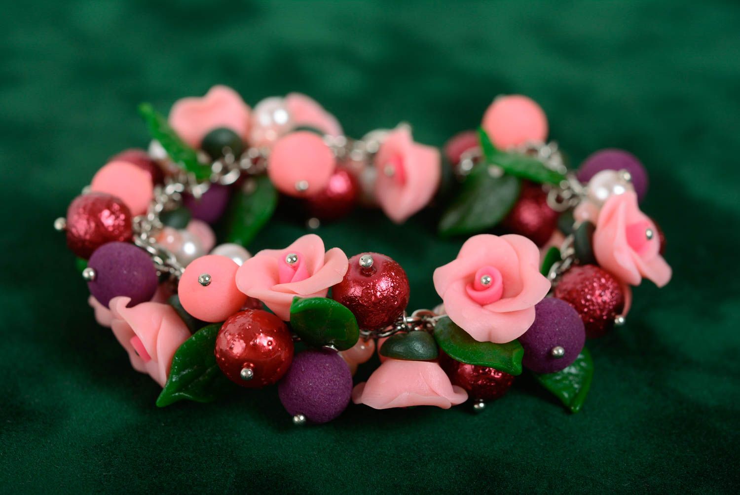 Gentle handmade designer plastic flower bracelet with pearl-like beads photo 4