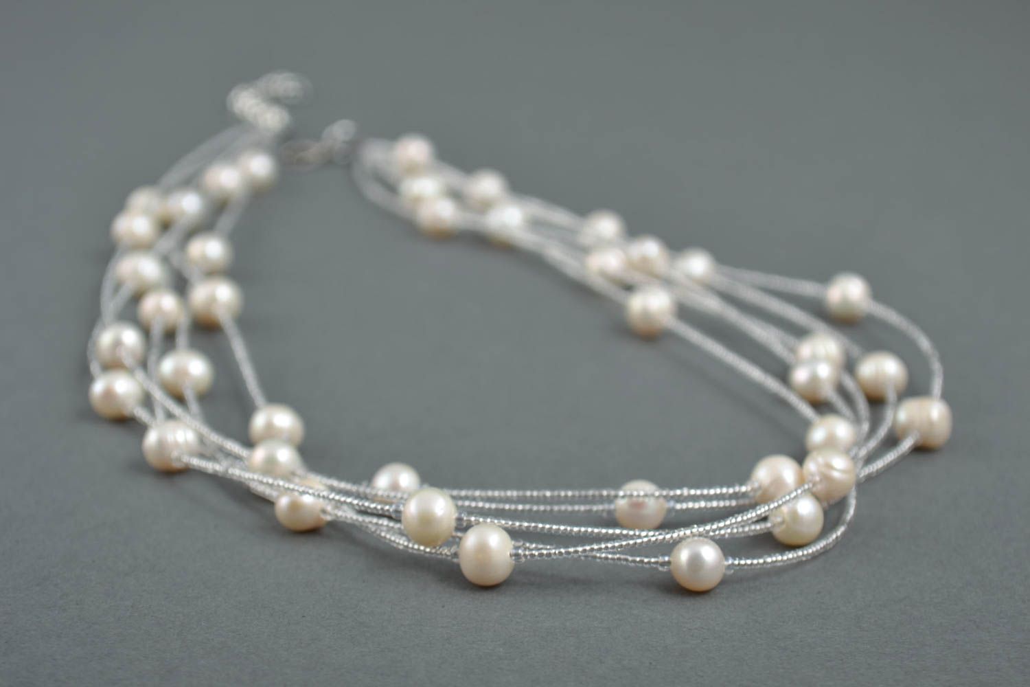 Handmade Perlen Collier Schmuck Halskette Accessoire für Frauen schön weiß foto 5
