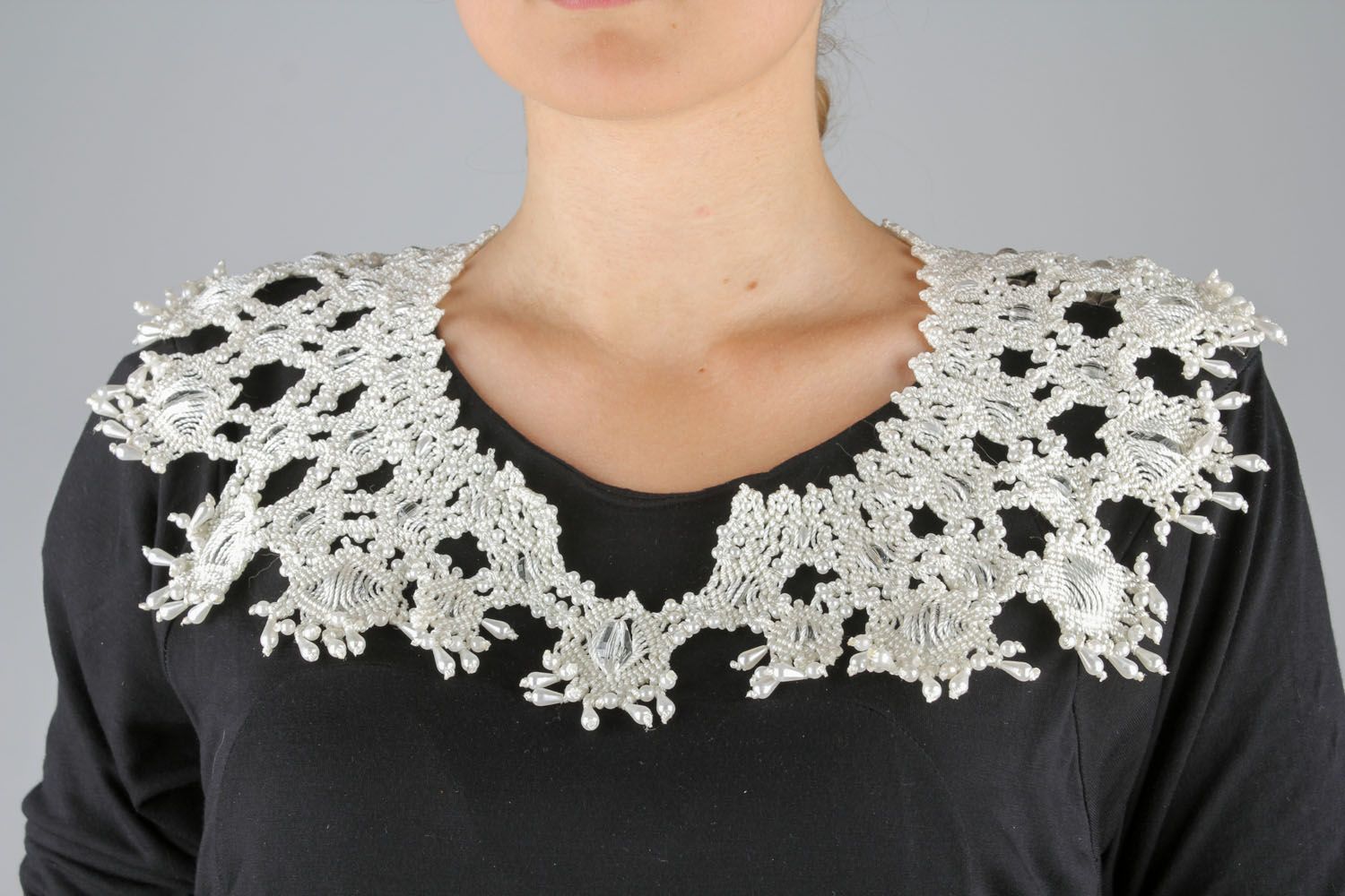 Handmade lacy collar photo 1