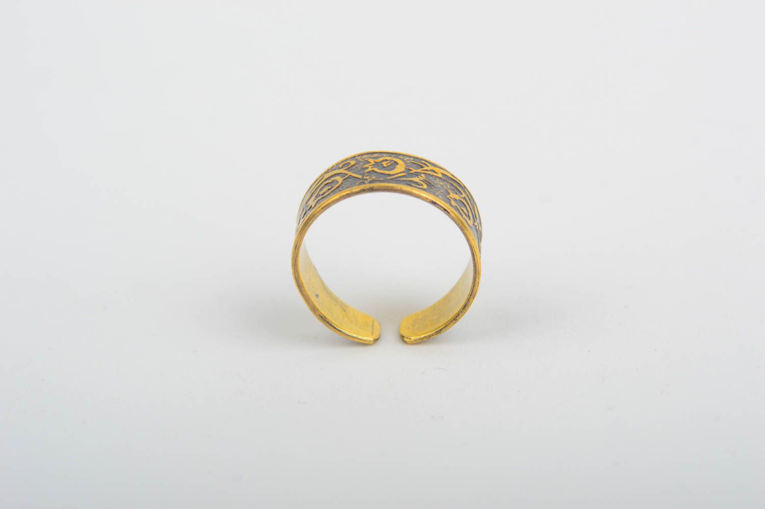 Handmade Schmuck Accessoire für Frauen Messing Ring elegant lösbar mit Muster foto 3