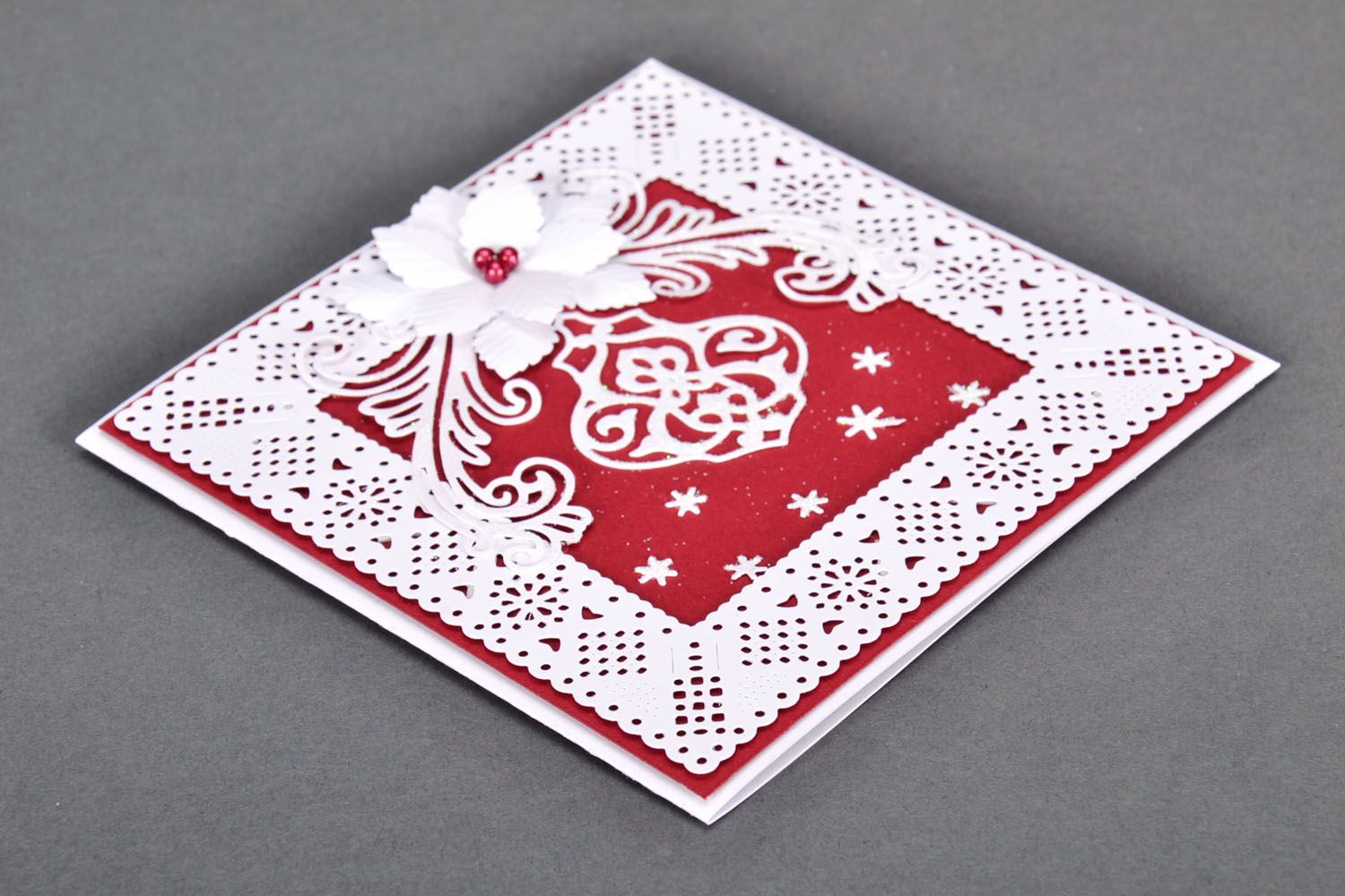 Red and white postcard  photo 3