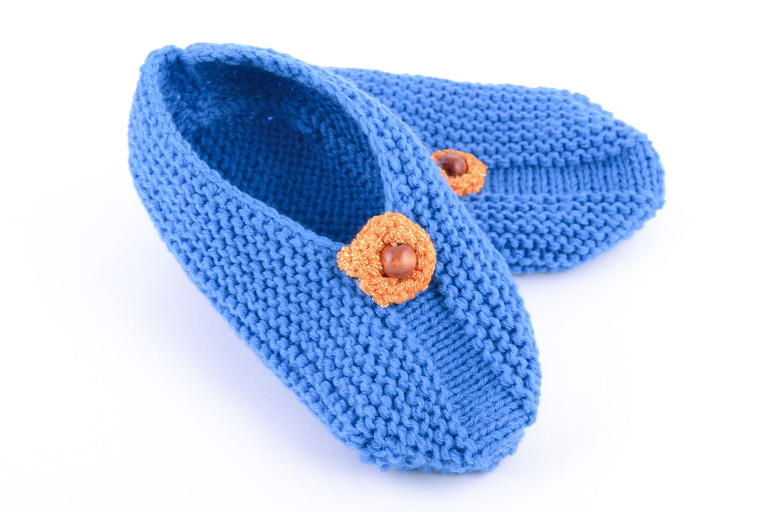 Pantuflas tejidas a mano de semilana cálidas y bonitas de color azul para mujeres foto 5