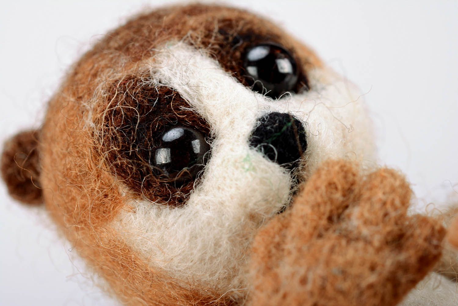 Brinquedo macio em técnica de feltragem de lã Lemur foto 4