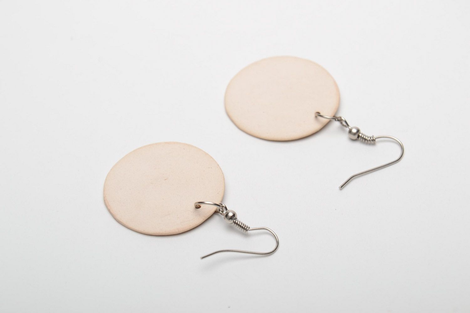 Handmade white clay round earrings in the shape of coins with embossment Nefertiti photo 4