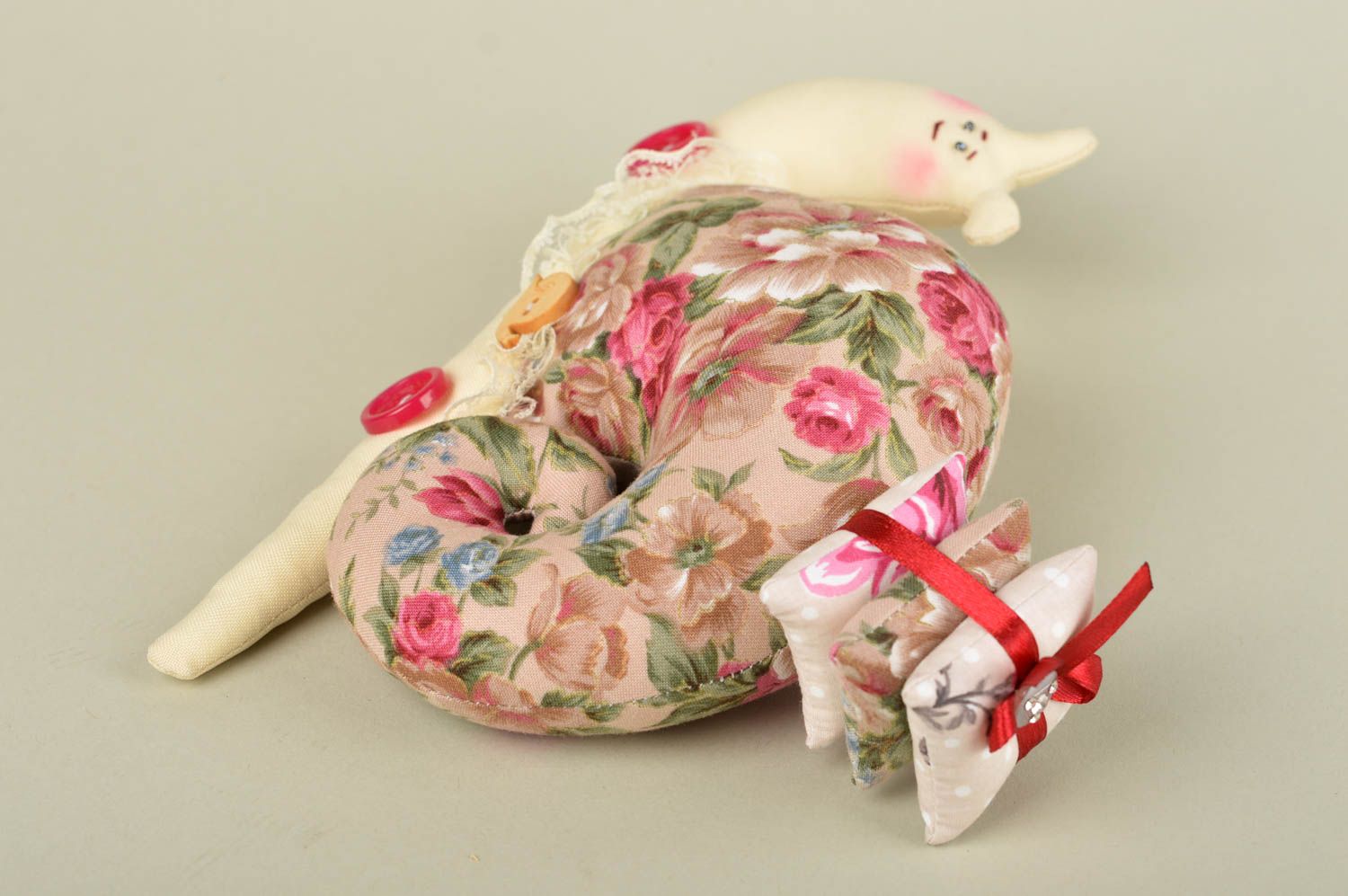 Peluche escargot fait main Jouet enfant Cadeau original et décor pour la maison photo 4