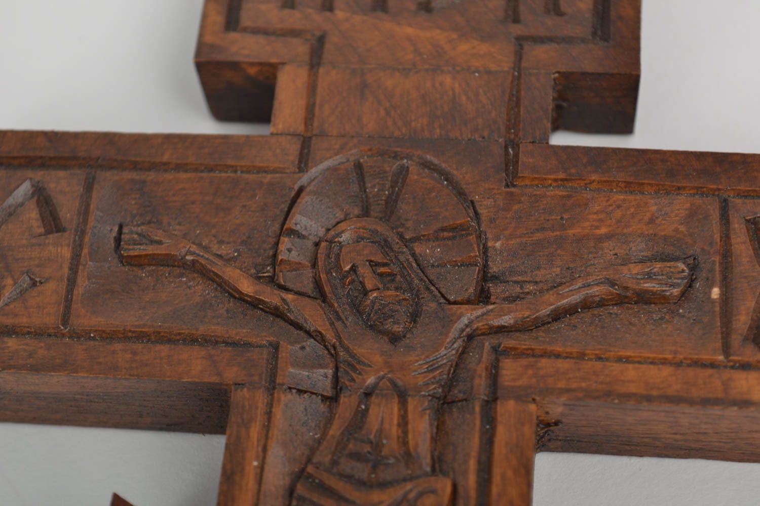 Croix en bois fait main Objet religieux Déco maison murale avec sculpture photo 2