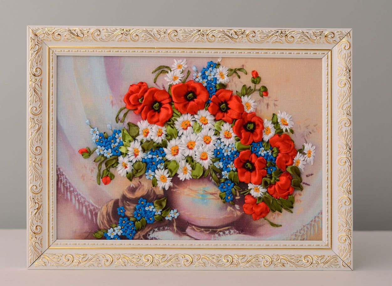 Picture embroidered with ribbons photo 1